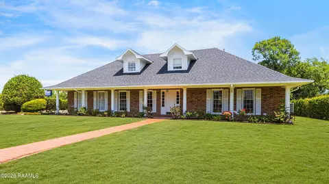 506 N Gin St, Erath, LA 70533