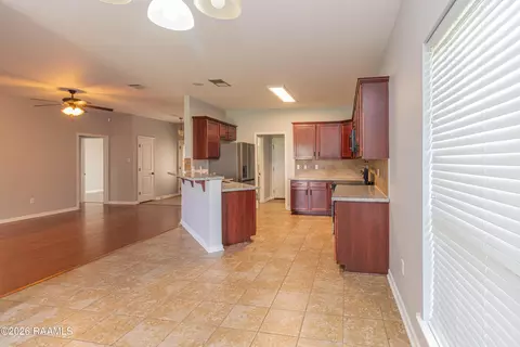 129 Broland Dr, Duson, LA 70529 photo 3