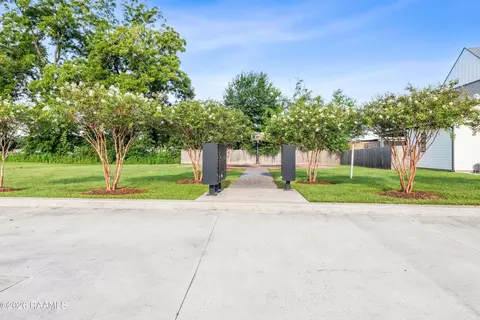 101 Shadow Bend Drive Dr, Broussard, LA 70518 photo 14