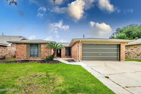3213 Susan Dr, Morgan City, LA 70380