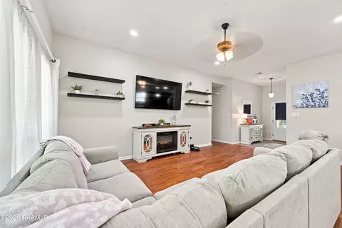 Living - 109 Tealbrook Dr, Scott, LA 70583 photo 1 of 1