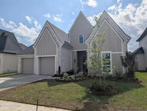 208 Amsterdam Ave, Youngsville, LA 70592