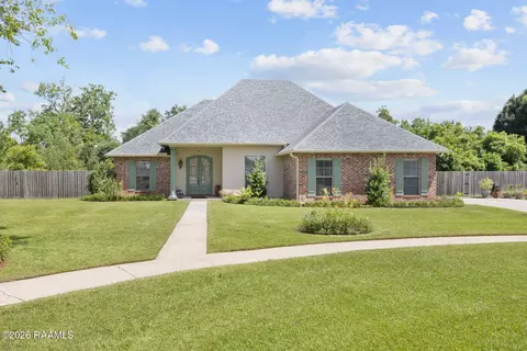 1014 Ashford Cir, Breaux Bridge, LA 70517