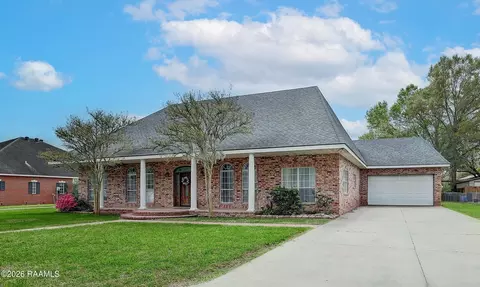 2018 La Belle Villa Rd, New Iberia, LA 70563
