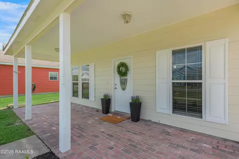 Exterior - 202 Stoneridge Dr, Duson, LA 70529 photo 2 of 5