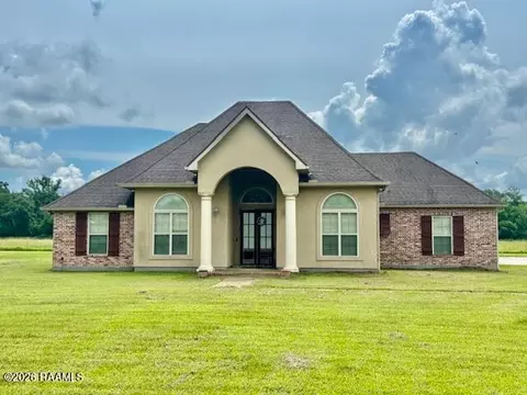 1063 Pecan Ridge Dr, Saint Martinville, LA 70582