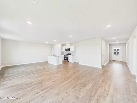 154 Grazin Ct, Duson, LA 70529 photo 5