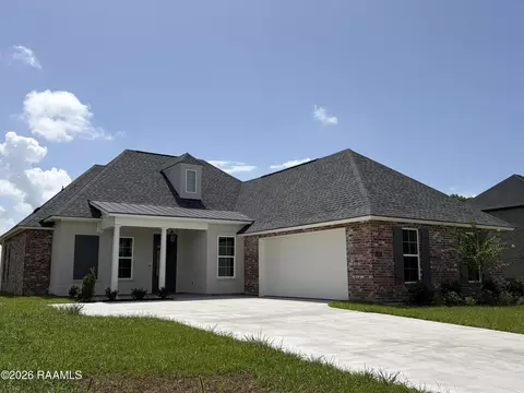 305 Sweet Harvest Rd, Youngsville, LA 70592