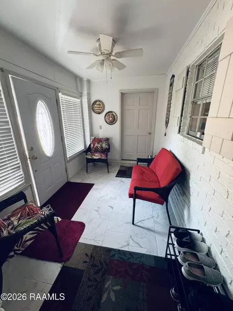 Exterior - 1340 W Oak Ave, Eunice, LA 70535 photo 2 of 6