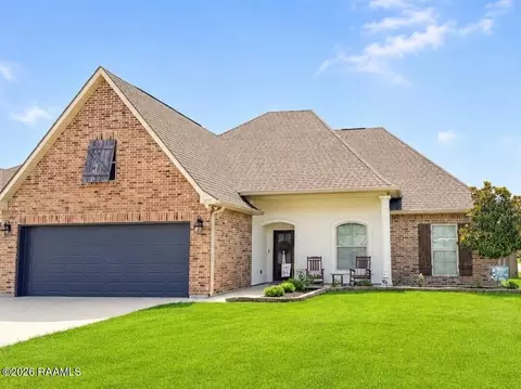 305 Rocky Ridge St, Youngsville, LA 70592