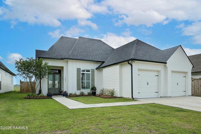 203 Buenos Aires Ave, Youngsville, LA 70592