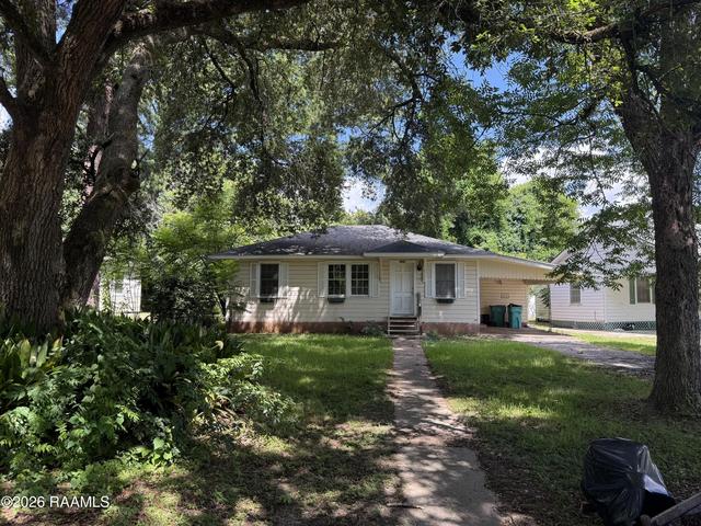 1426 Cherokee Dr, Opelousas, LA 70570