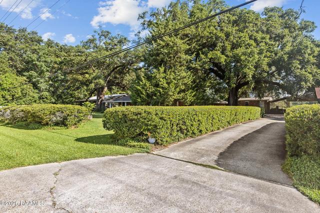 189 Compress Rd, Opelousas, LA 70570