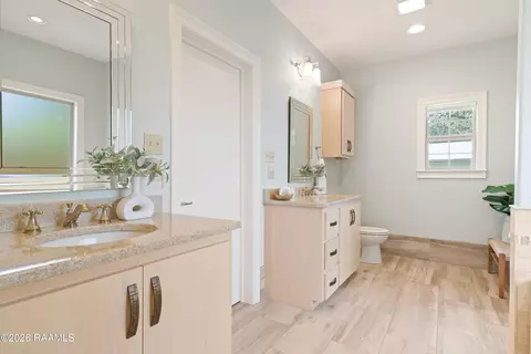 Bath - 411 W Main St, Broussard, LA 70518 photo 7 of 7