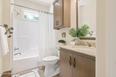 Bath - 411 W Main St, Broussard, LA 70518 photo 1 of 7