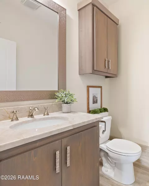 Bath - 411 W Main St, Broussard, LA 70518 photo 2 of 7