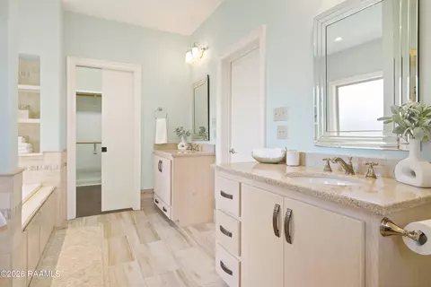 Bath - 411 W Main St, Broussard, LA 70518 photo 5 of 7