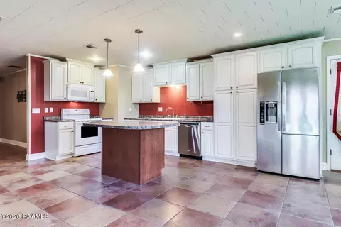 Kitchen - 120 Burrow Dr, Scott, LA 70583 photo 1 of 2