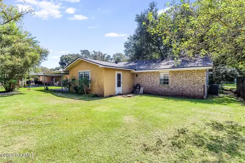 Exterior - 120 Burrow Dr, Scott, LA 70583 photo 3 of 3