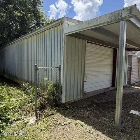 531 N 2nd St, Eunice, LA 70535 photo 2