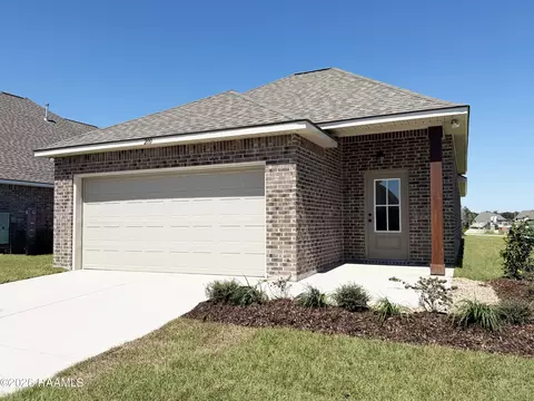 200 Hidden Meadows Dr, Lafayette, LA 70506