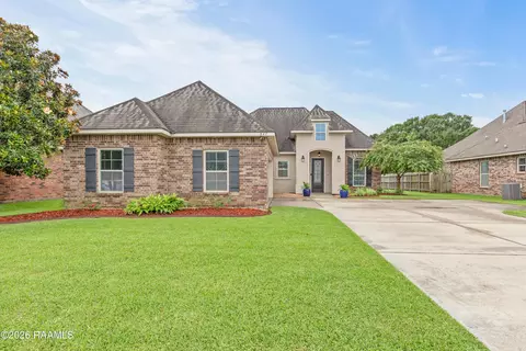 347 Victoria Lights Ln, Broussard, LA 70518