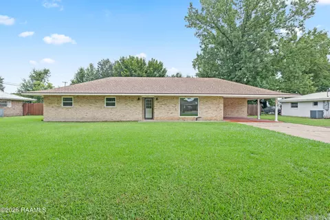 103 Bonnet St, New Iberia, LA 70563