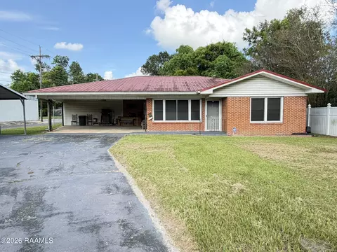 1009 S Union St, Opelousas, LA 70570
