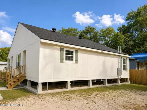 210 D St #A-B, Duson, LA 70529 photo 12