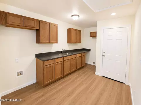 210 D St #A-B, Duson, LA 70529 photo 9