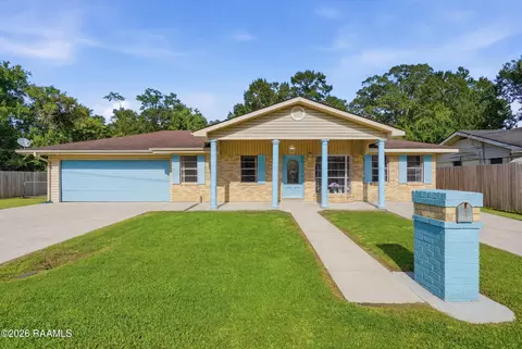 132 Tournoir St, Lafayette, LA 70506