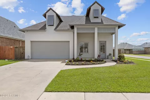 119 San Domingo Dr, Youngsville, LA 70592