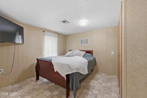 Bedroom - 932 Hanks Rd, Duson, LA 70529 photo 1 of 2