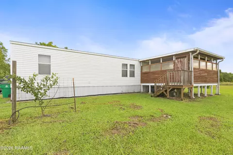 Exterior - 932 Hanks Rd, Duson, LA 70529 photo 1 of 6