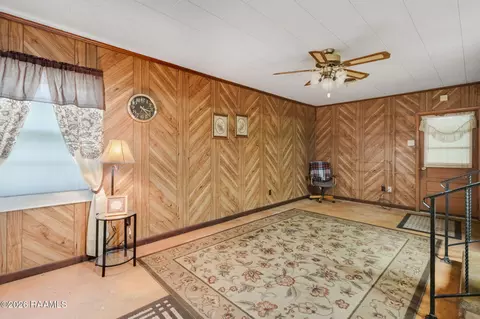 1013 E Cedar St, Crowley, LA 70526 photo 5