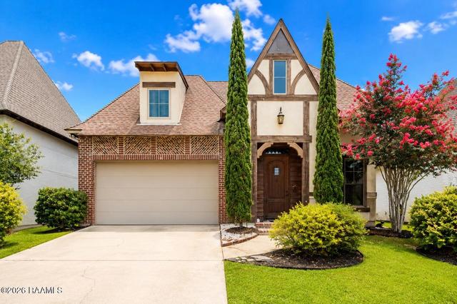 126 Heathwood Dr, Broussard, LA 70518