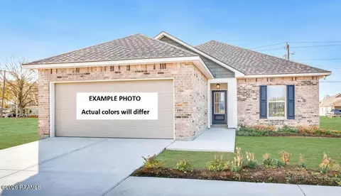 235 Tatum Ln, Youngsville, LA 70592