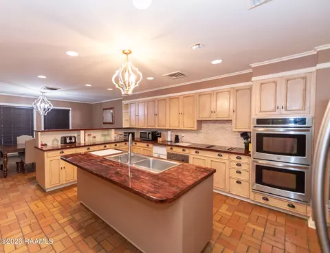 Kitchen - 351 N 7th St, Eunice, LA 70535 photo 1 of 2