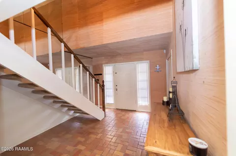 Entry Way - 351 N 7th St, Eunice, LA 70535 photo 1 of 3