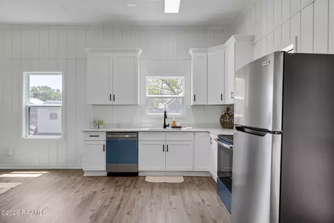 Kitchen - 708 Patrick Dr, Broussard, LA 70518 photo 1 of 4