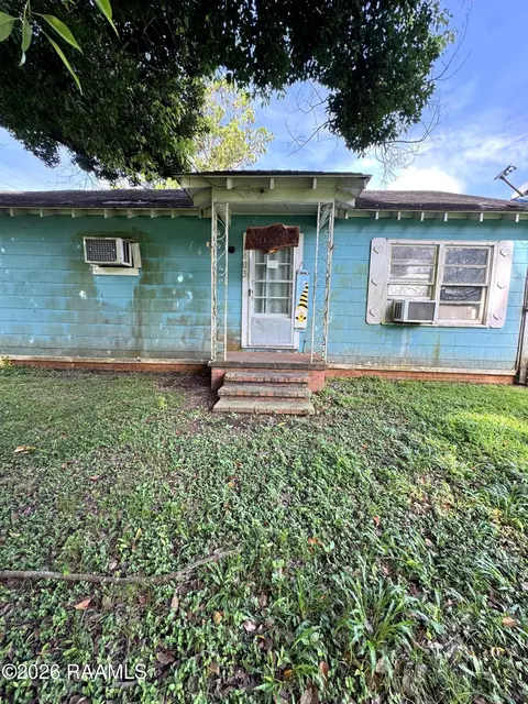 1403 Johnson St, Jennings, LA 70546