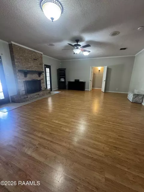 501 Astor Plac Dr, New Iberia, LA 70563