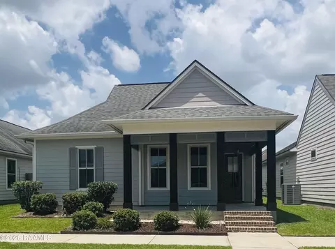 117 Harvey Cay Ln, Youngsville, LA 70592