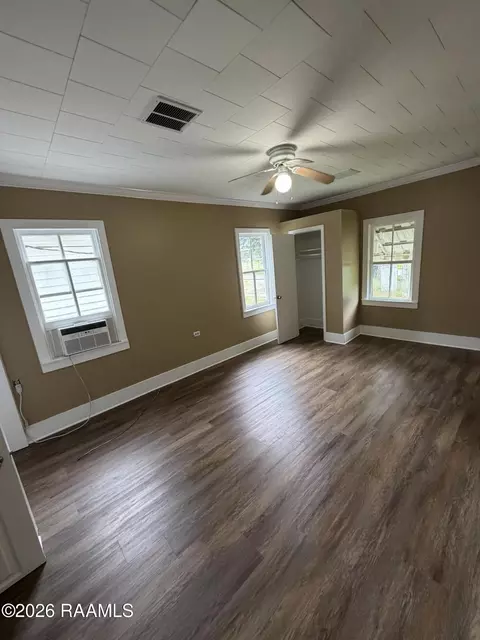 Bedroom - 604 N Lejeune Ave, Kaplan, LA 70548 photo 1 of 2