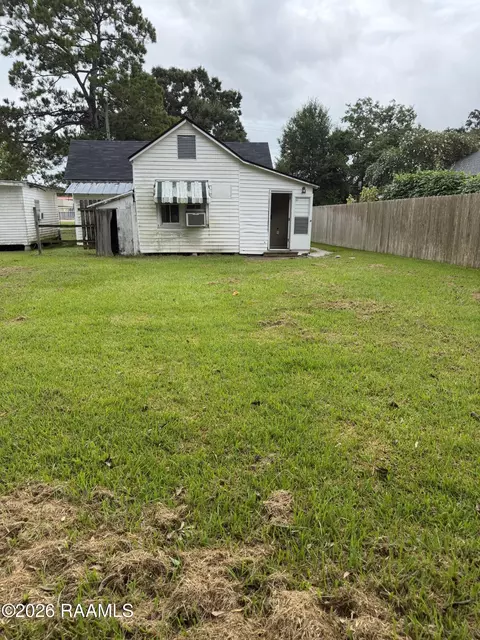 Exterior - 604 N Lejeune Ave, Kaplan, LA 70548 photo 1 of 1