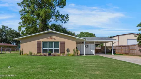 205 Carmen St, New Iberia, LA 70563