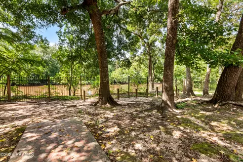 Exterior - 3500 E Simcoe St #31, Lafayette, LA 70501 photo 1 of 5