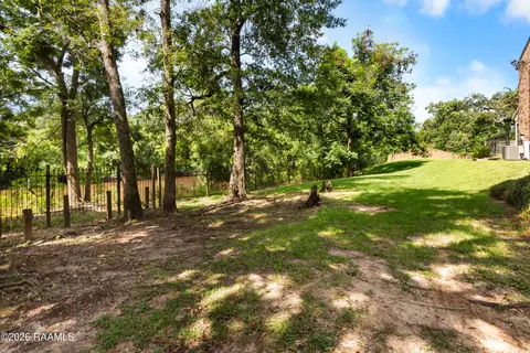 Exterior - 3500 E Simcoe St #31, Lafayette, LA 70501 photo 2 of 5