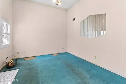 Living - 3500 E Simcoe St #31, Lafayette, LA 70501 photo 2 of 2