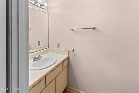 Bath - 3500 E Simcoe St #31, Lafayette, LA 70501 photo 1 of 2